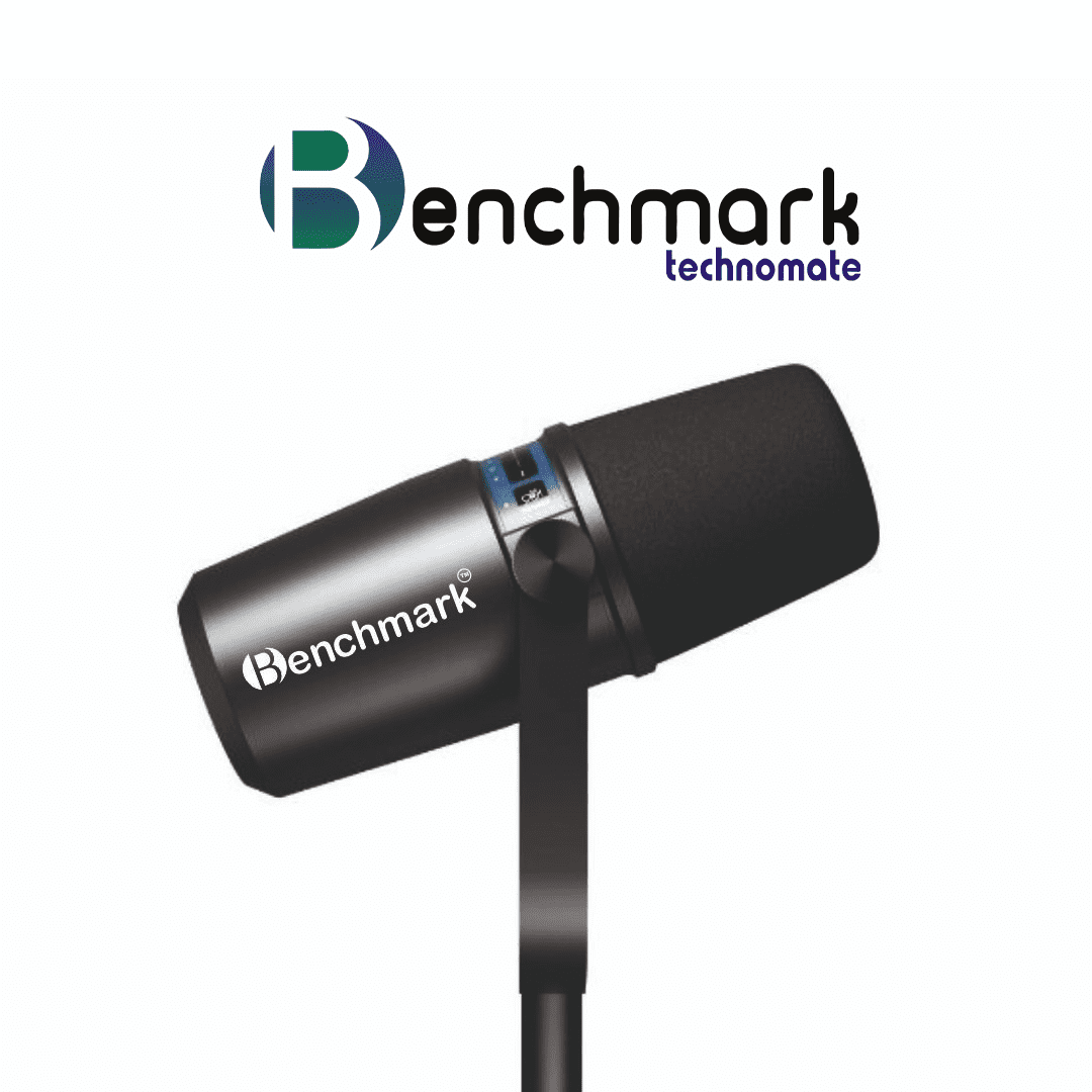 Benchmark Podcast Microphone